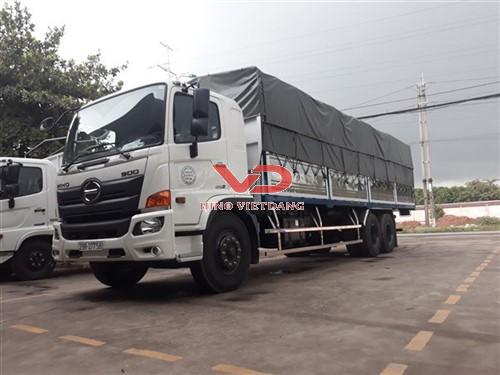 Xe tải Hino 14,3 tấn thùng mui bạt dài 9,5m model FM8JW