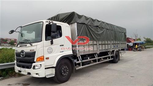 Xe tải Hino 7,9 tấn thùng mui bạt dài 8,9m model FG8JT